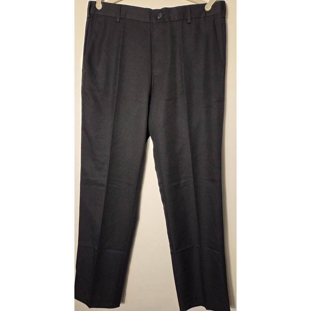 Arrow Men's Aroflex Modern Straight Fit Pant Black 33x32 In Non-Iron